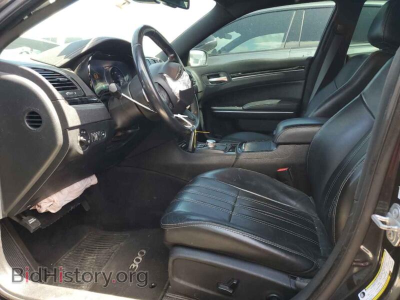 2017 Chrysler 300 (VIN 2C3CCABG6HH552425) — фото 7 из 12