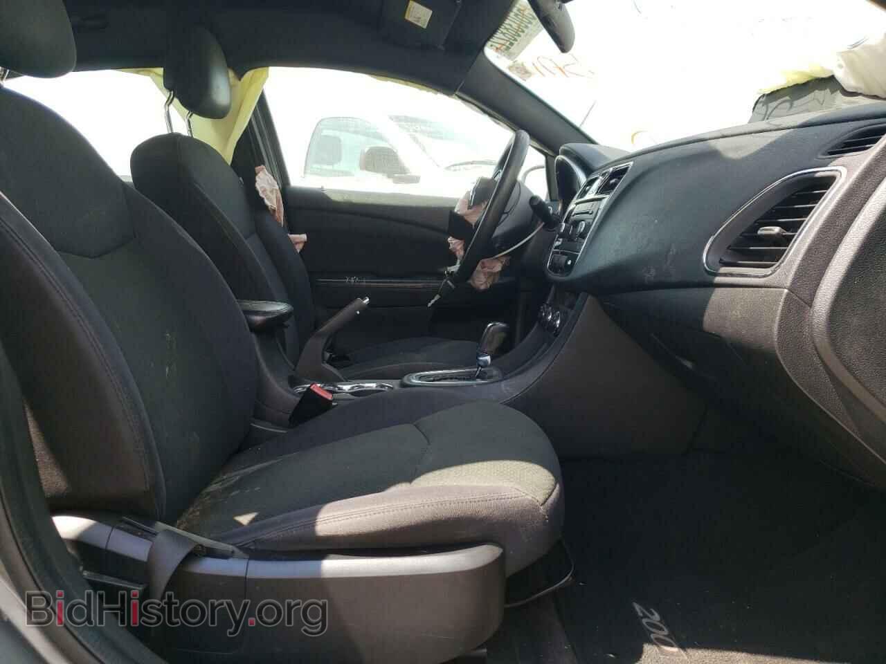 2012 CHRYSLER 200 - VIN: 1C3CCBAB2CN208506 - Фото 5