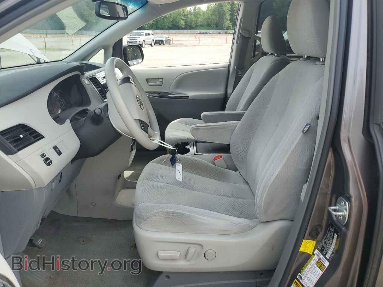 2011 TOYOTA All Models - VIN: 5TDKK3DC4BS162352 - Фото 7