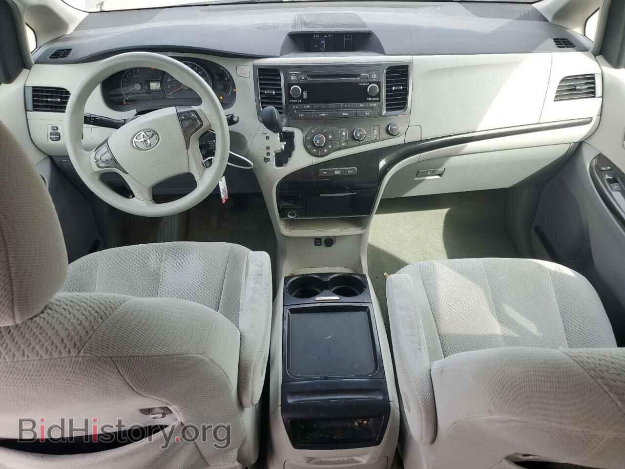 2011 TOYOTA All Models - VIN: 5TDKK3DC4BS162352 - Фото 8