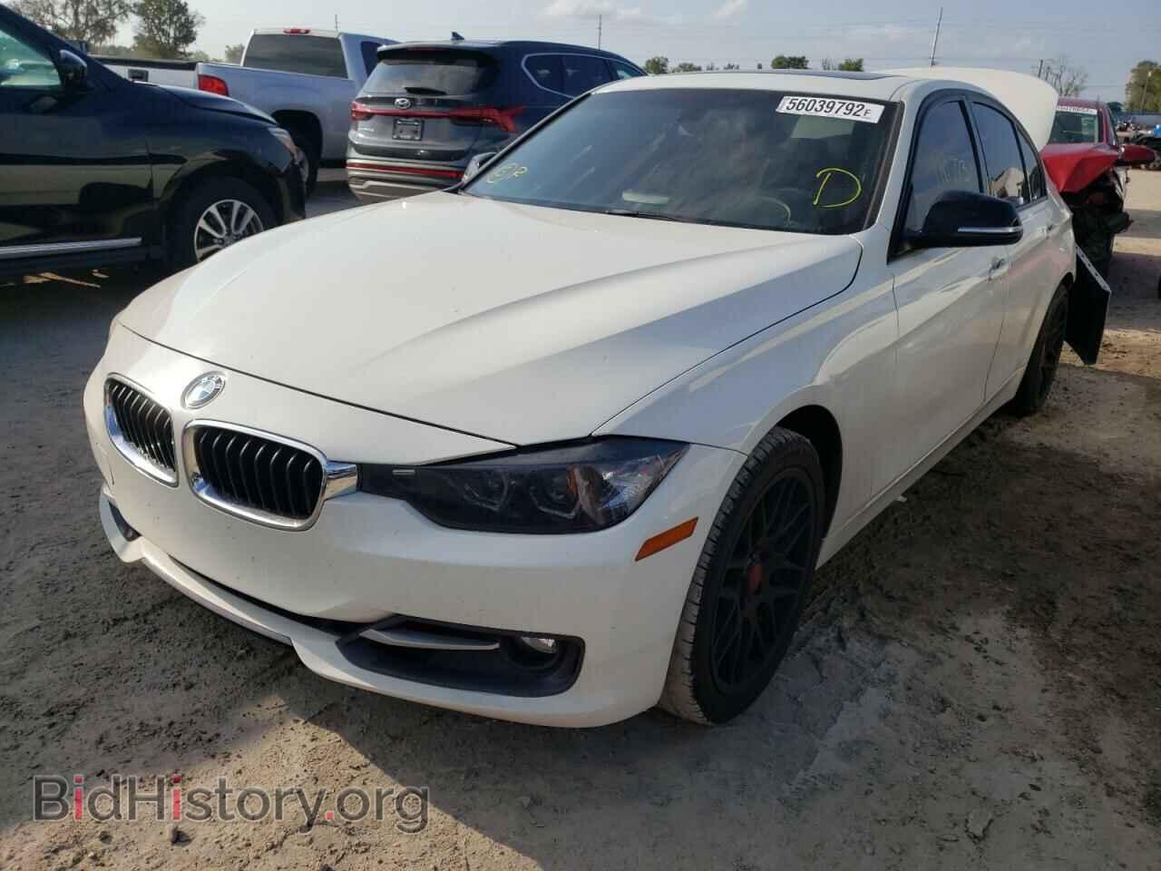 2013 BMW 3 SERIES - VIN: WBA3A5G52DNP18969 - Фото 2