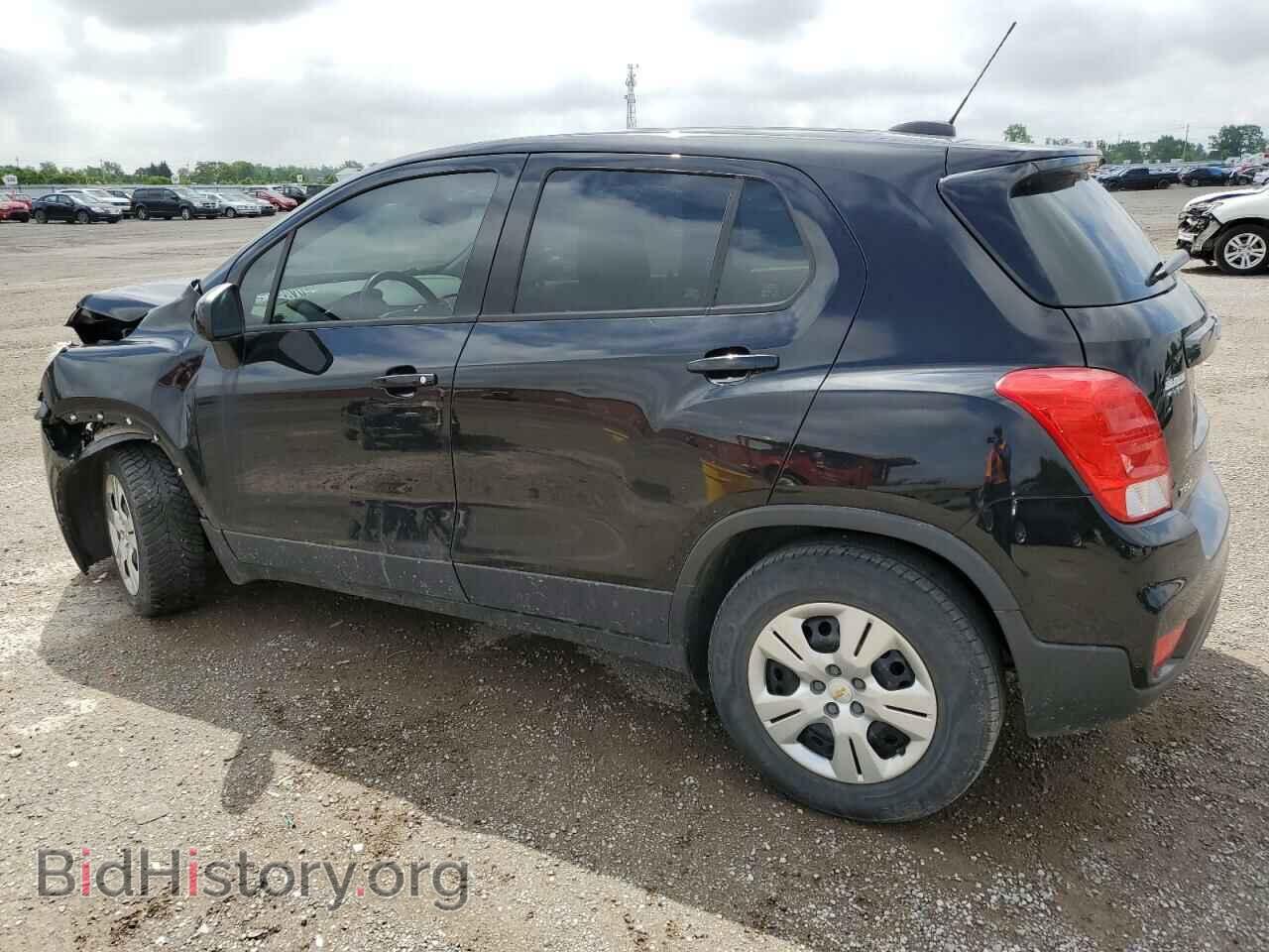 2017 CHEVROLET TRAX - VIN: 3GNCJKSB7HL277822 - Фото 2