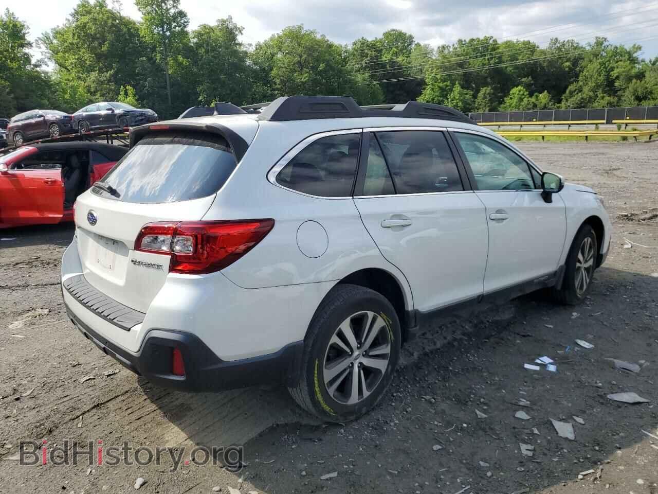 2018 SUBARU OUTBACK - VIN: 4S4BSANC2J3353220 - Photo 3