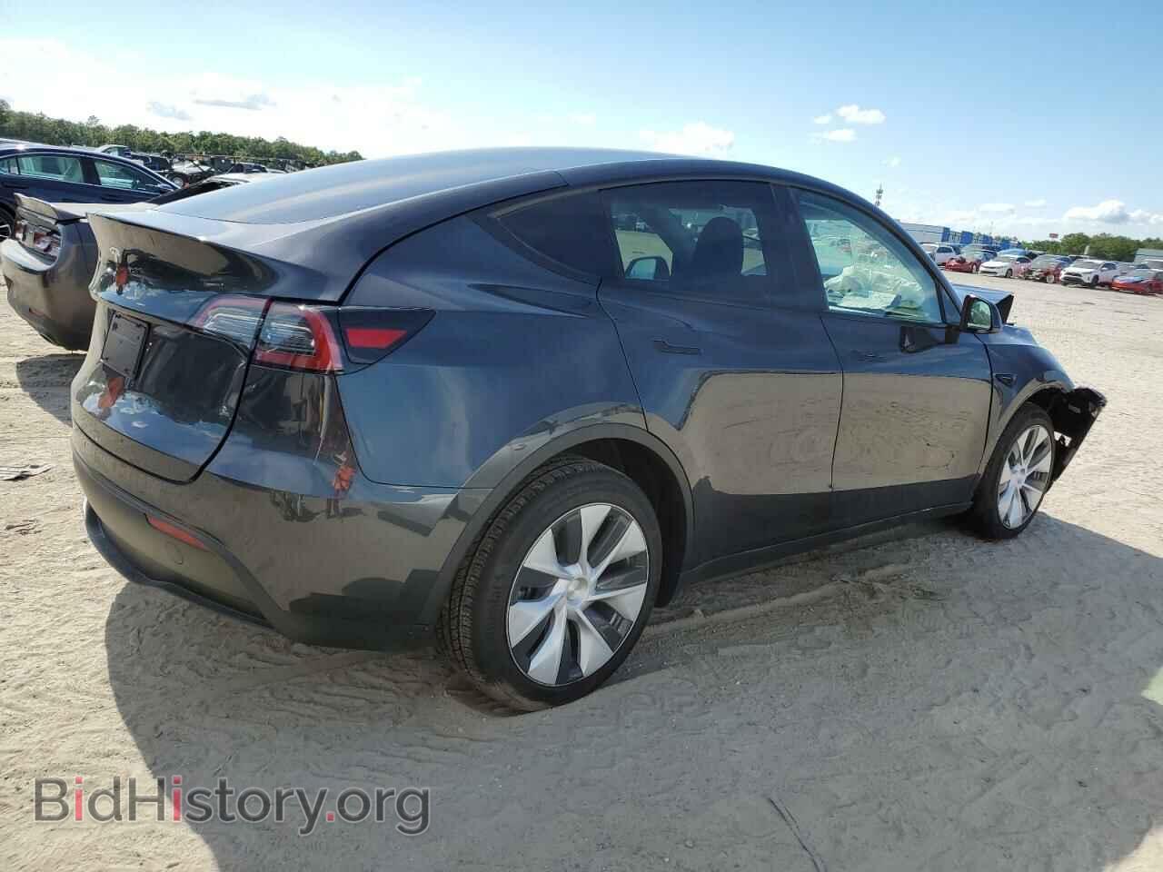 2024 TESLA MODEL Y - VIN: 7SAYGDED1RF038484 - Фото 3