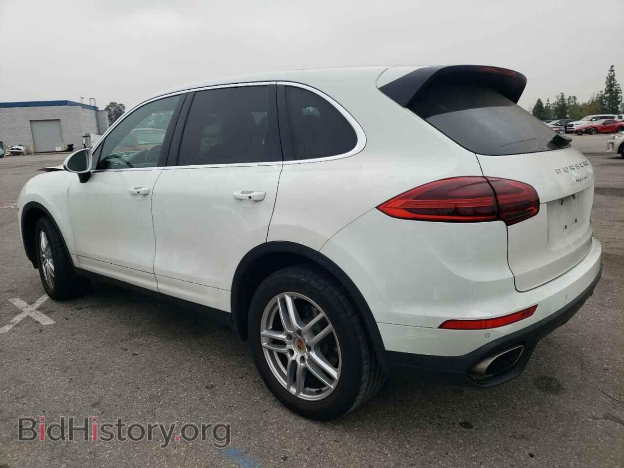 2016 PORSCHE CAYENNE - VIN: WP1AA2A23GLA00403 - Фото 2