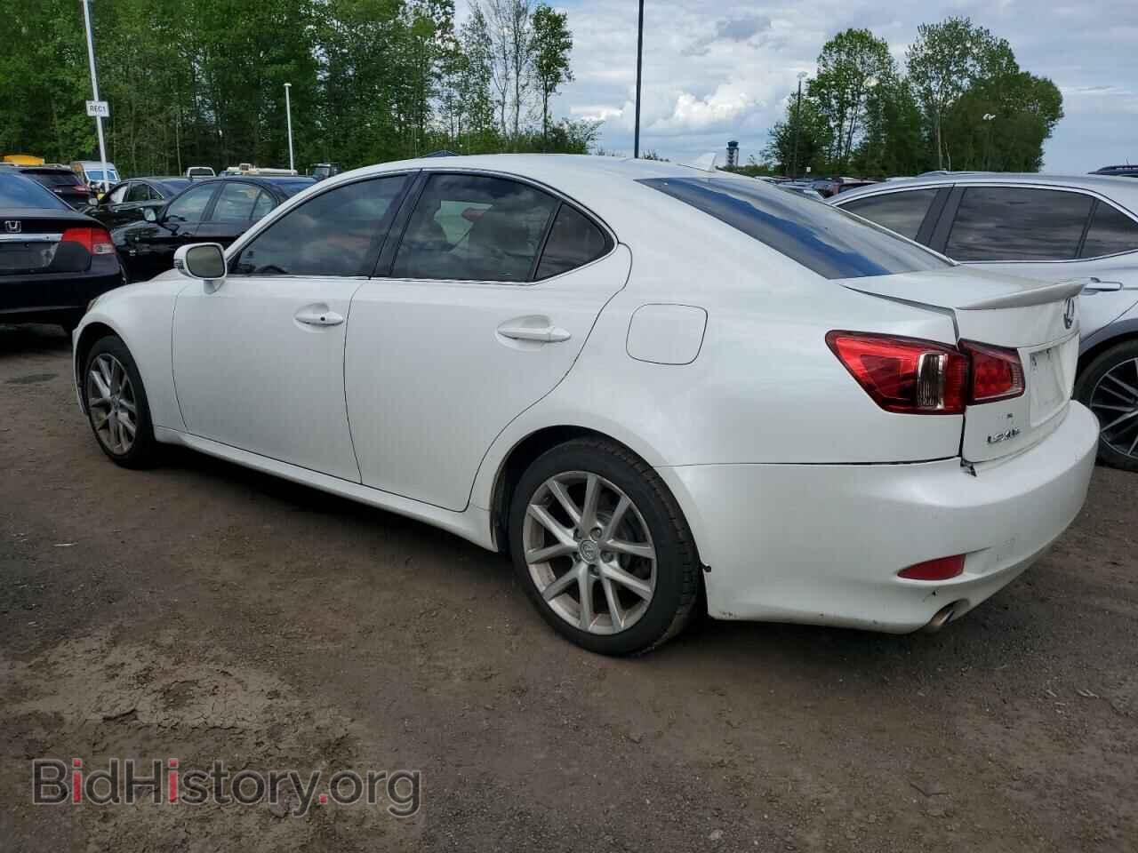 2011 LEXUS IS - VIN: JTHCF5C28B5047108 - Photo 2