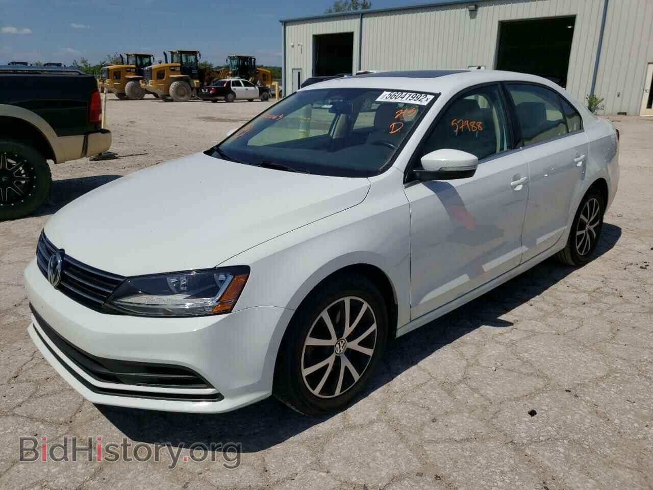 2017 VOLKSWAGEN JETTA - VIN: 3VWDB7AJ1HM270064 - Фото 2