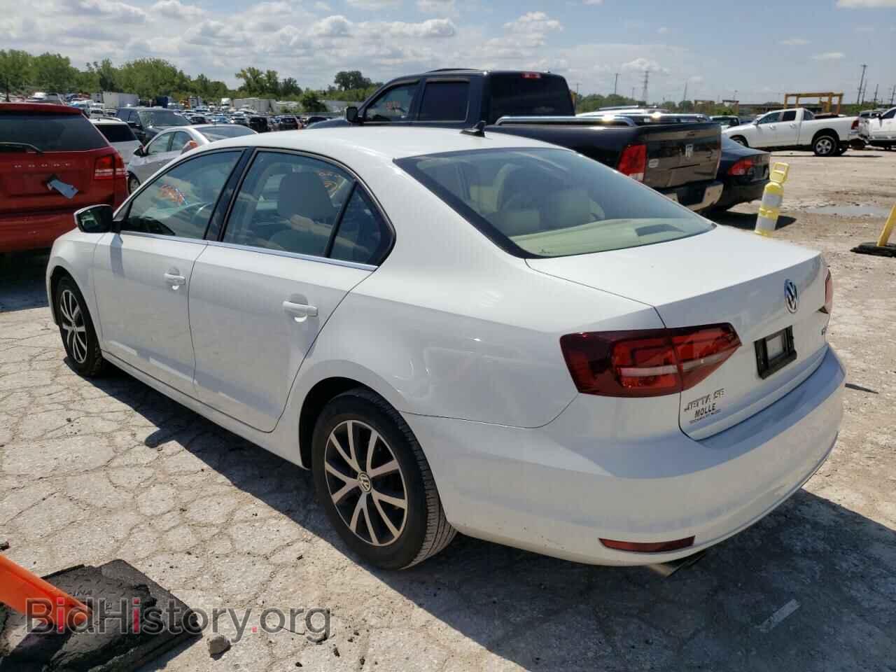 2017 VOLKSWAGEN JETTA - VIN: 3VWDB7AJ1HM270064 - Фото 3