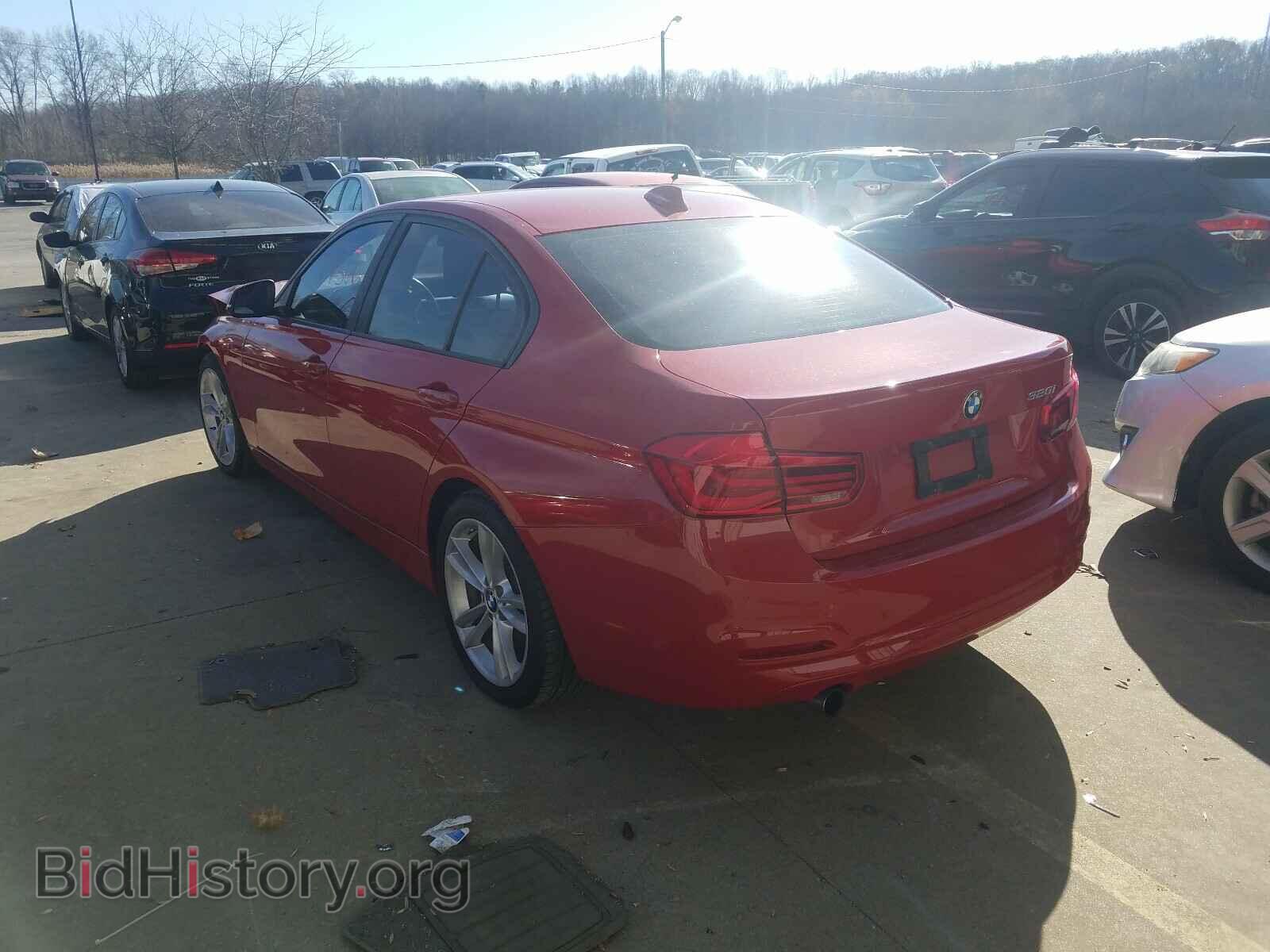 2016 BMW 3 SERIES - VIN: WBA8E1G53GNU11575 - Фото 3
