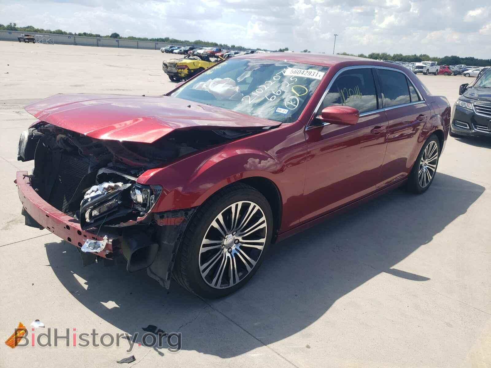2013 CHRYSLER 300 - VIN: 2C3CCABG7DH574766 - Фото 2