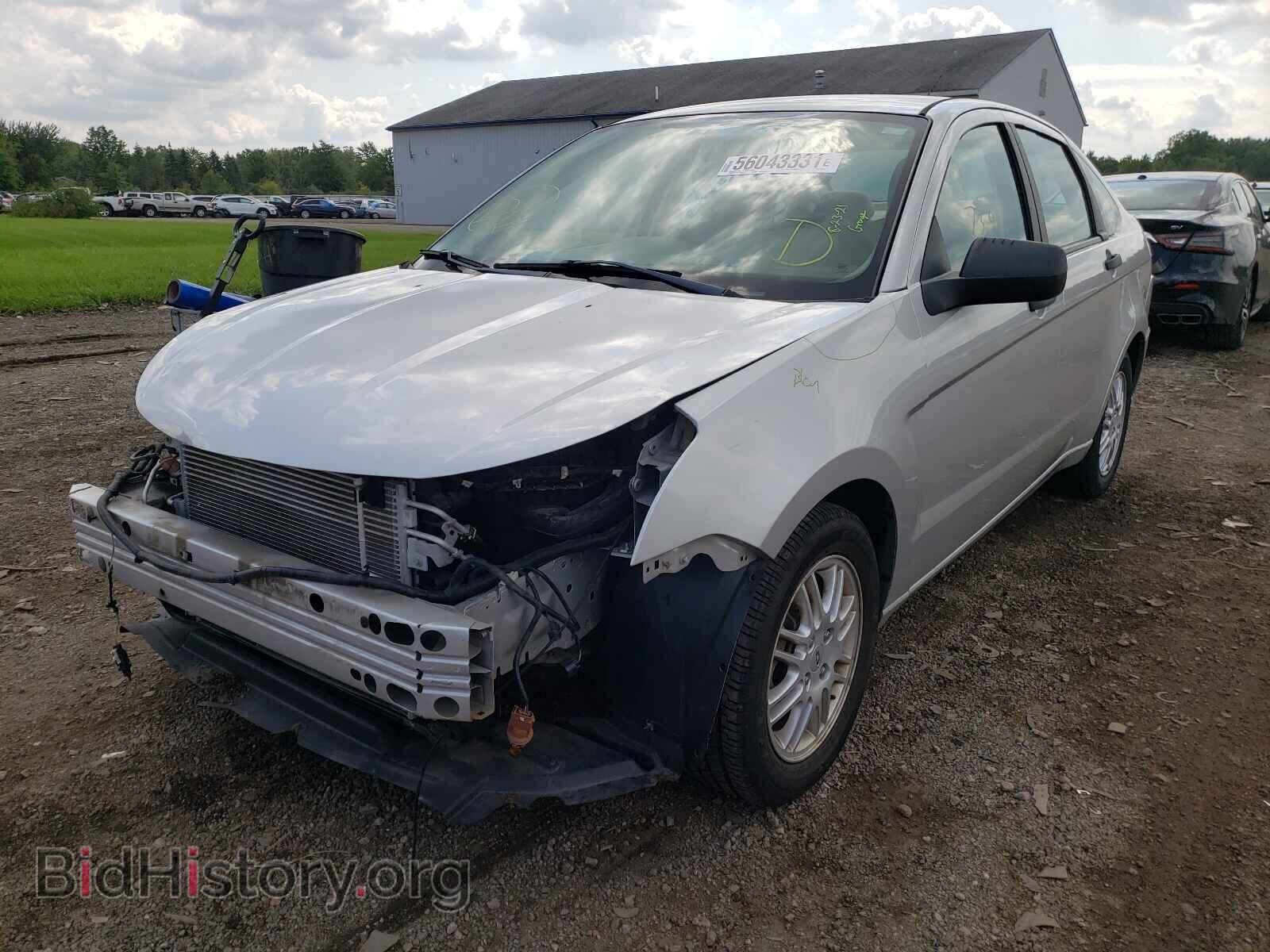 2011 FORD FOCUS - VIN: 1FAHP3FN7BW201290 - Photo 2