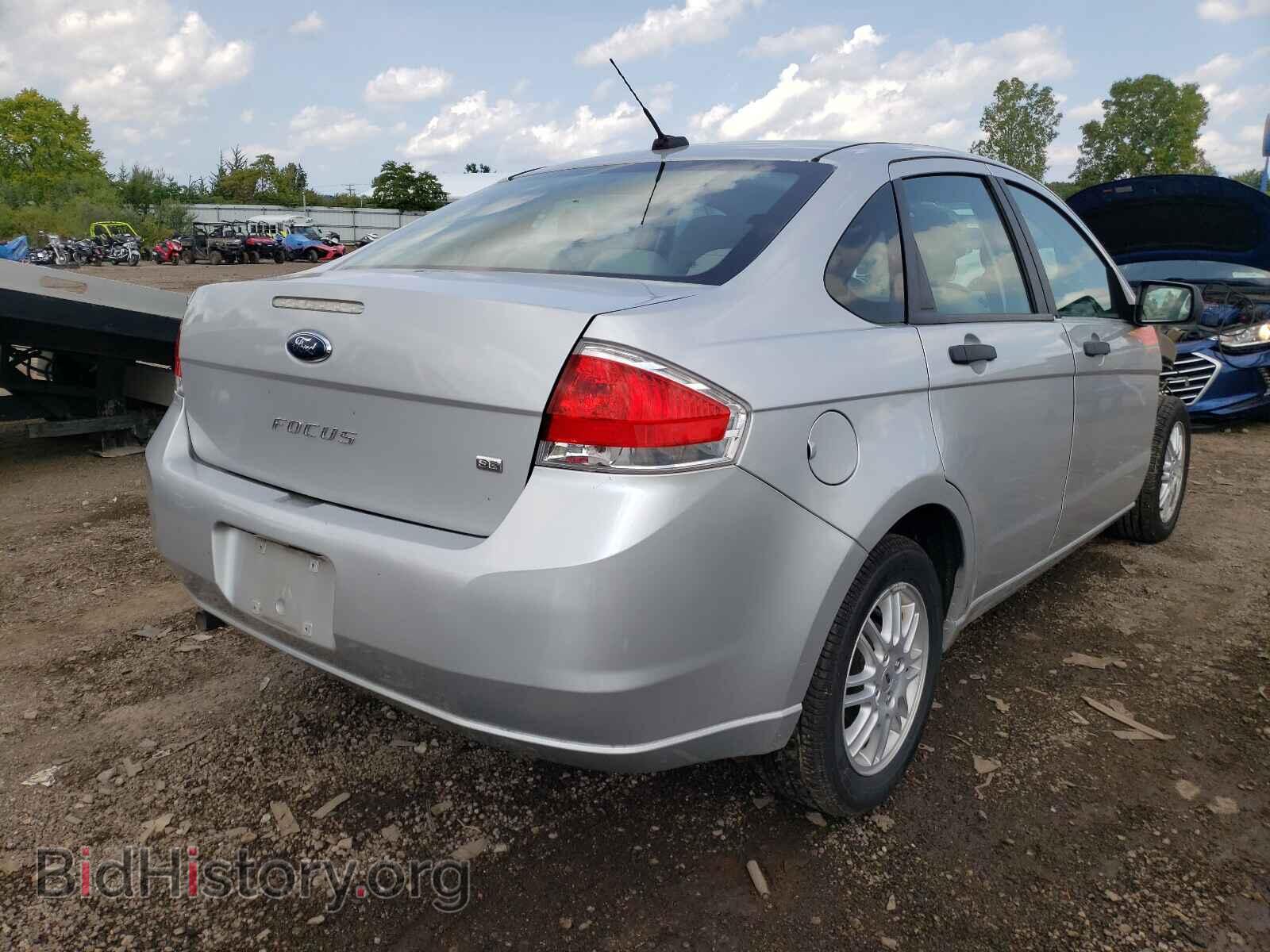 2011 FORD FOCUS - VIN: 1FAHP3FN7BW201290 - Photo 4
