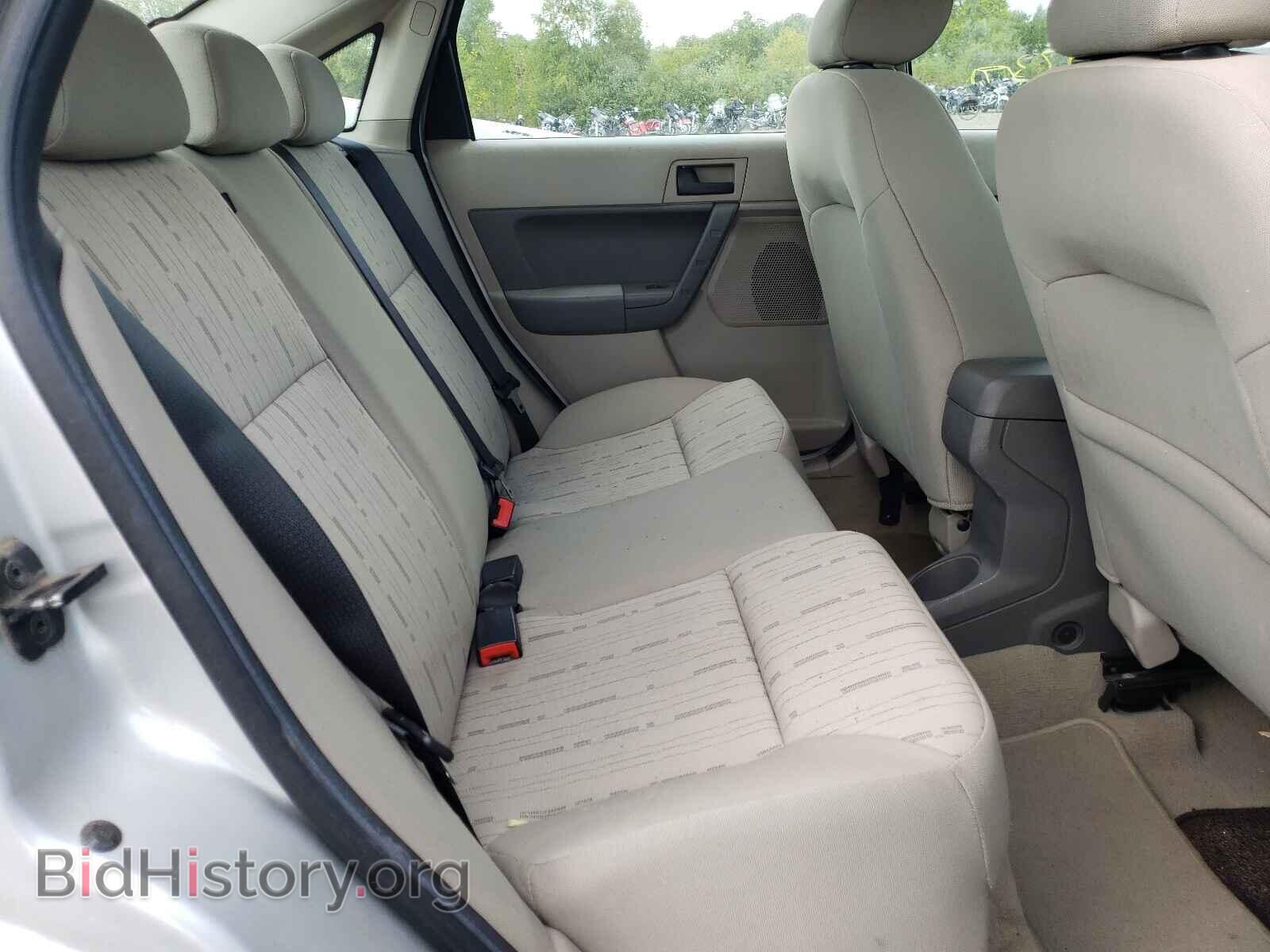 2011 FORD FOCUS - VIN: 1FAHP3FN7BW201290 - Photo 6