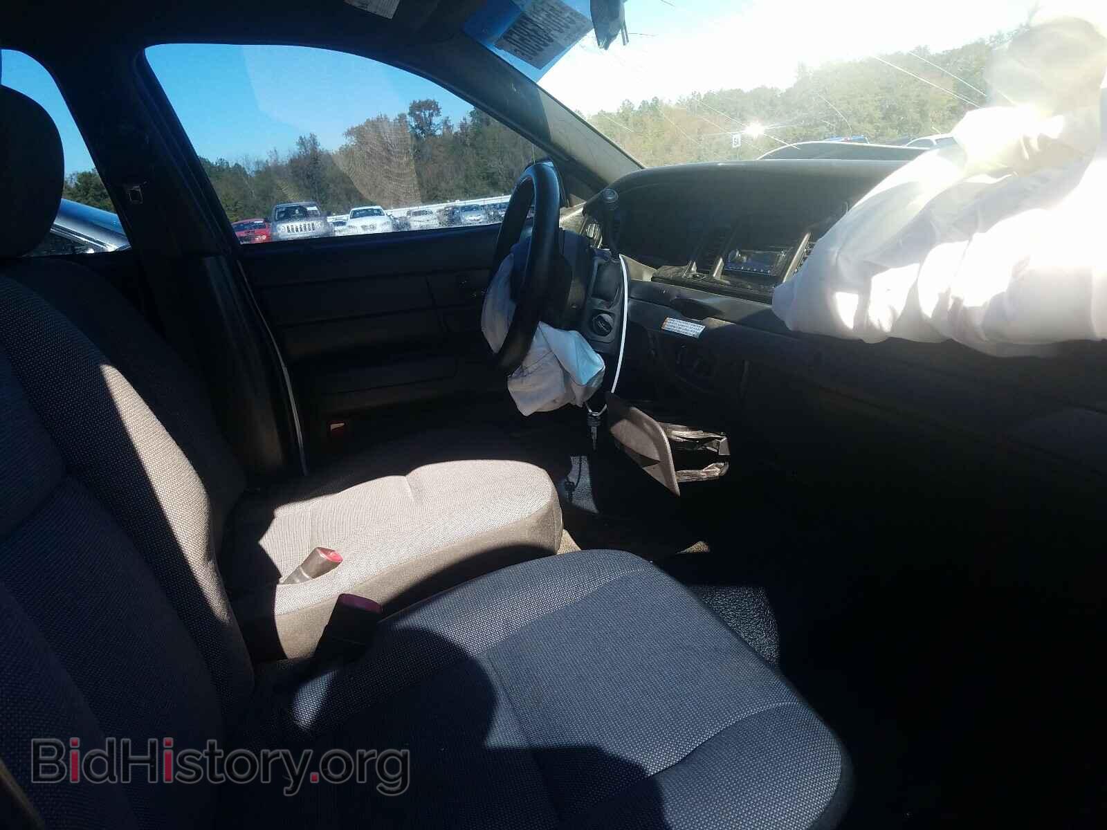 2011 FORD CROWN VIC - VIN: 2FABP7BV0BX111244 - Фото 5