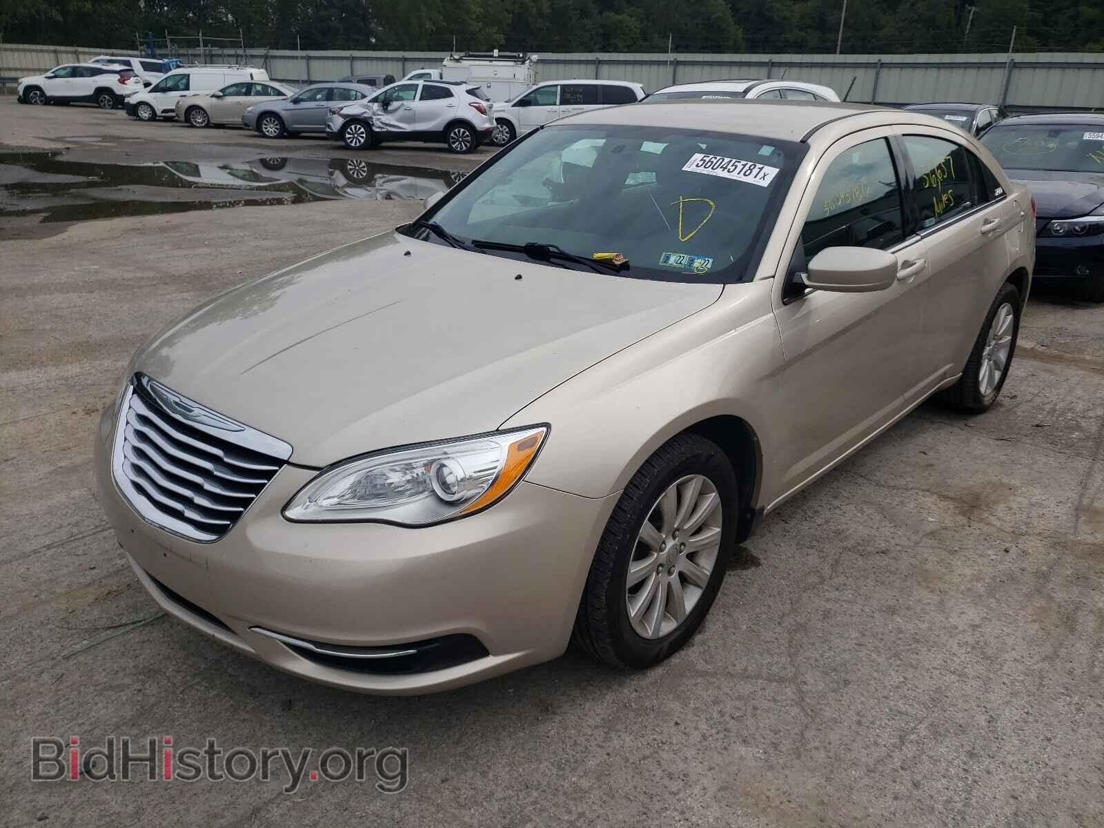 2013 CHRYSLER 200 - VIN: 1C3CCBBB6DN574551 - Фото 2