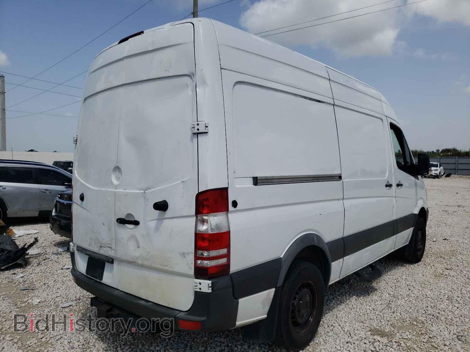 2016 MERCEDES-BENZ SPRINTER - VIN: WD3PE7DD8GP236364 - Фото 4