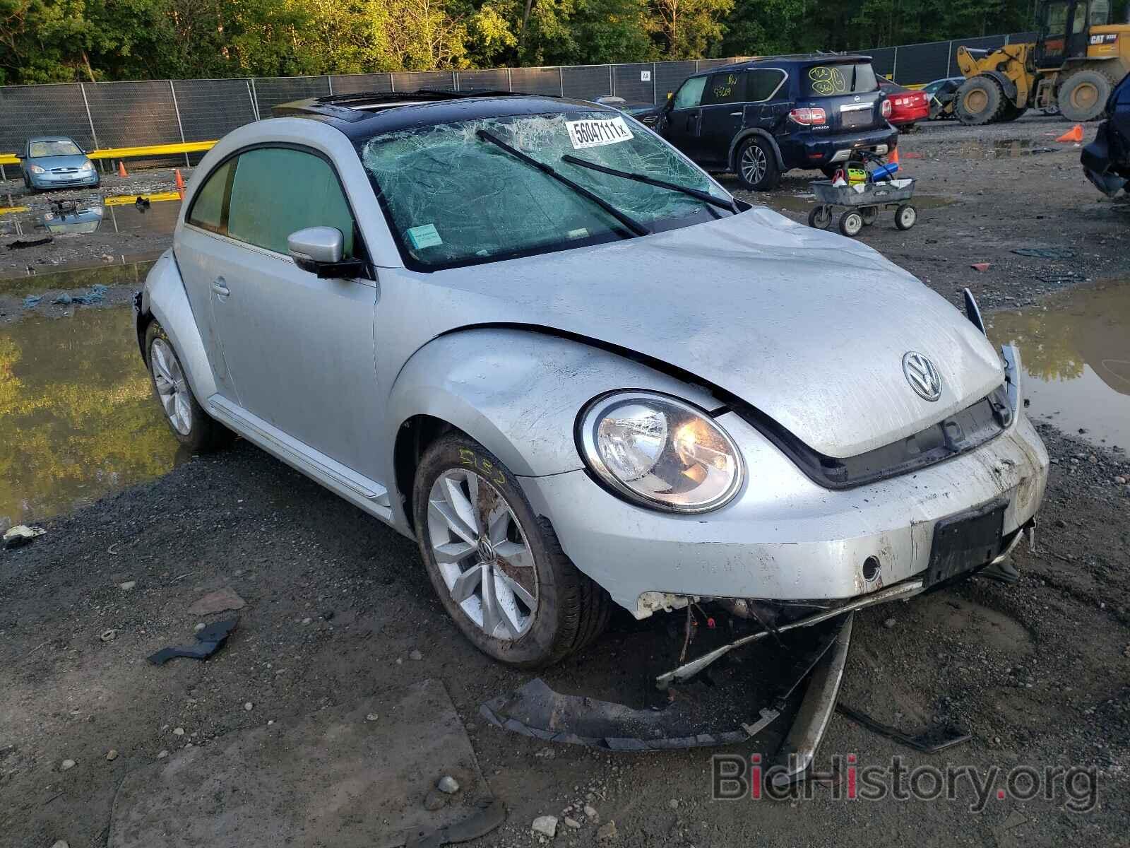 Photo 3VWRL7AT8DM601737 - VOLKSWAGEN BEETLE 2013