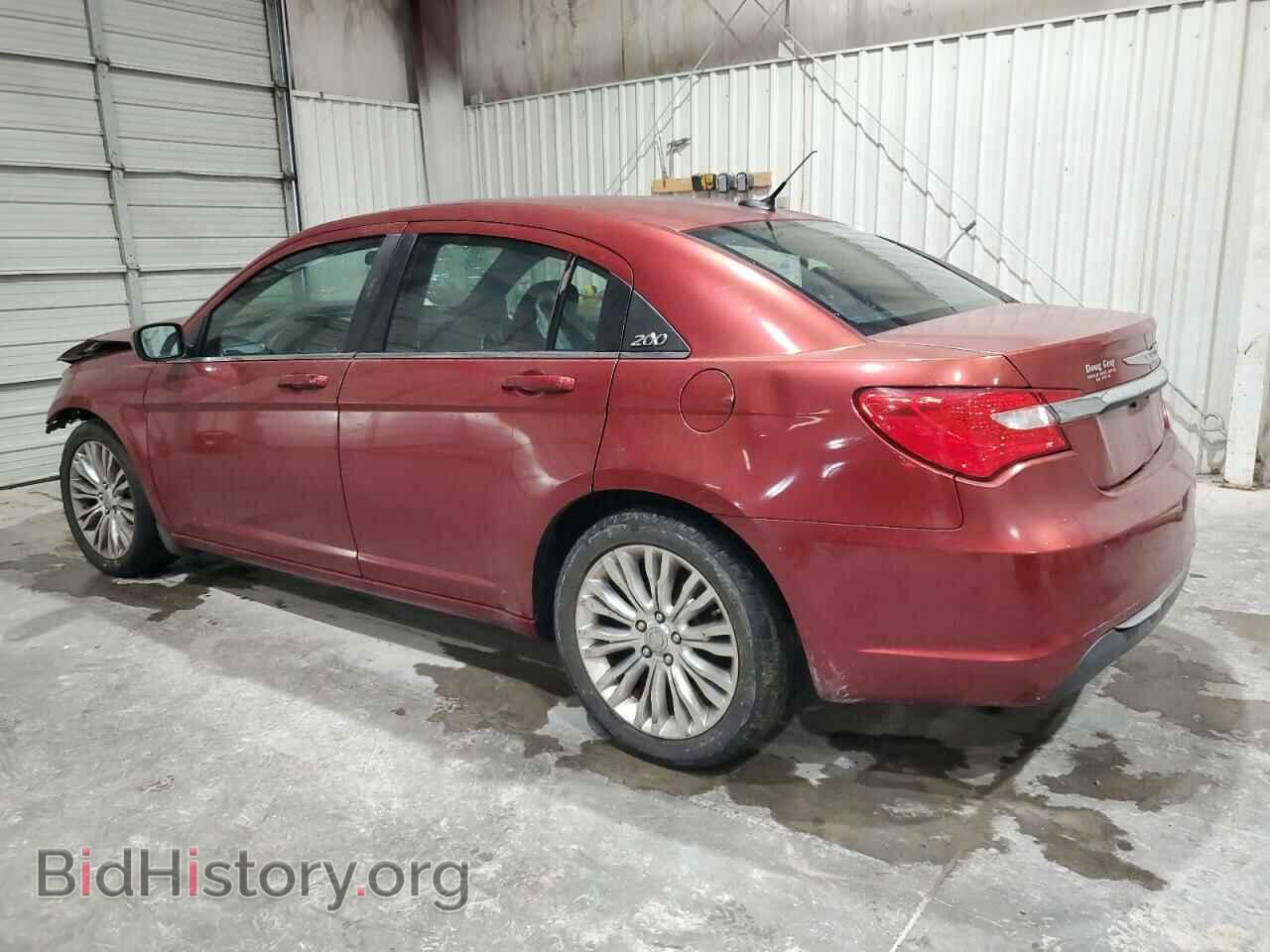 2013 CHRYSLER 200 - VIN: 1C3CCBAB0DN646944 - Фото 2