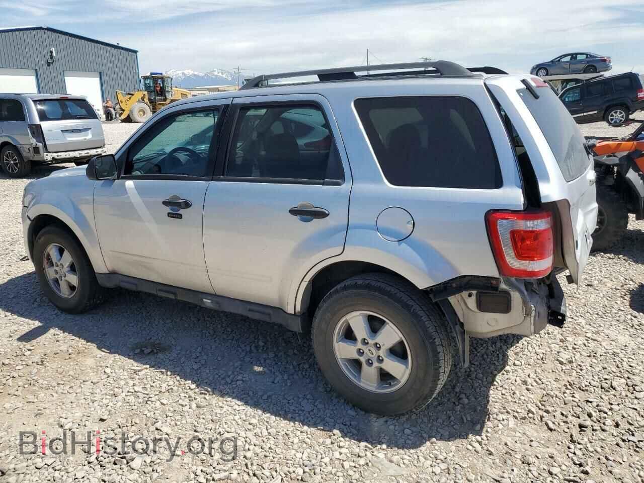 2010 FORD ESCAPE - VIN: 1FMCU0D79AKA44721 - Фото 2