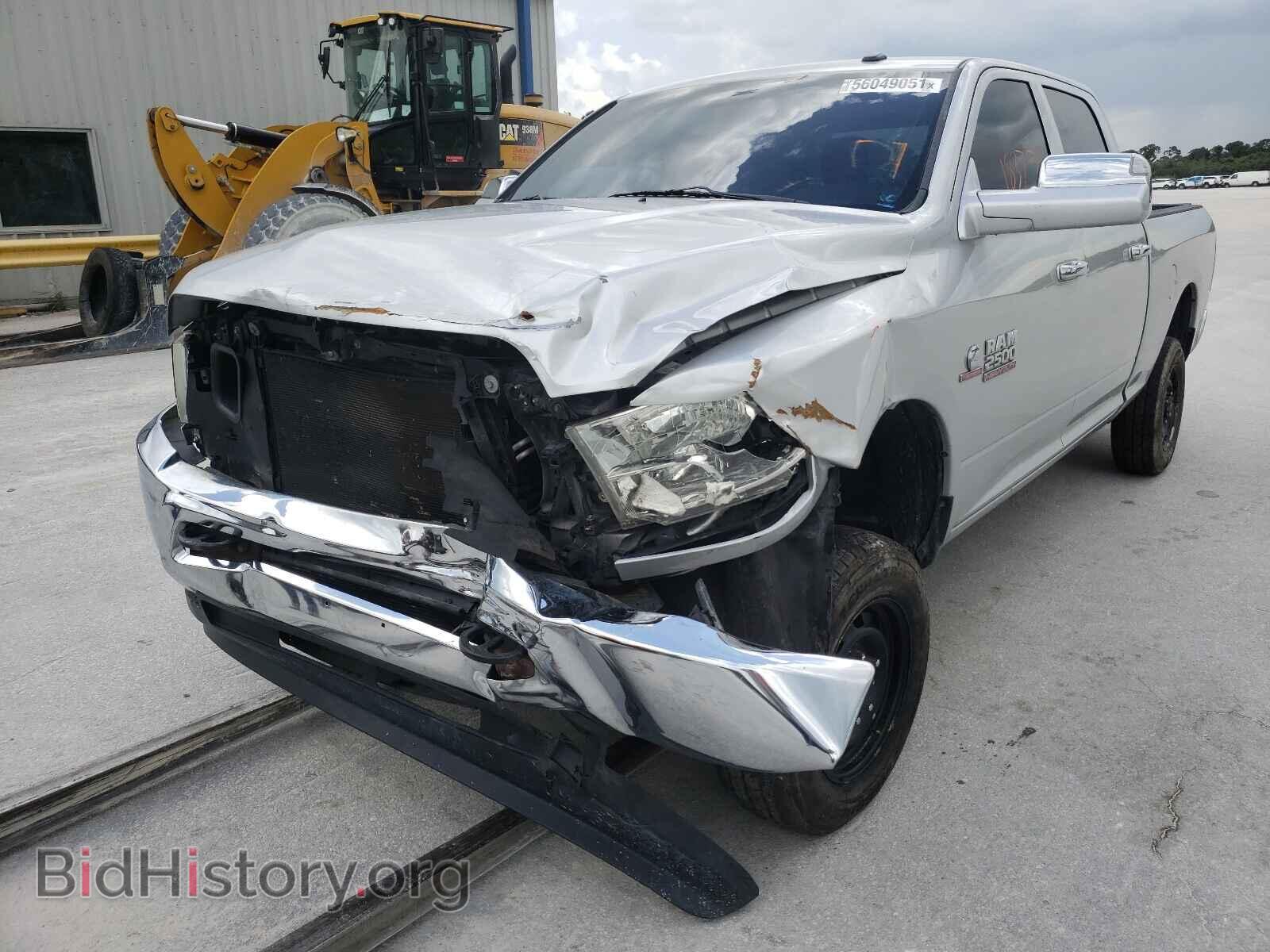 2015 RAM 2500 - VIN: 3C6UR5DLXFG557017 - Фото 2