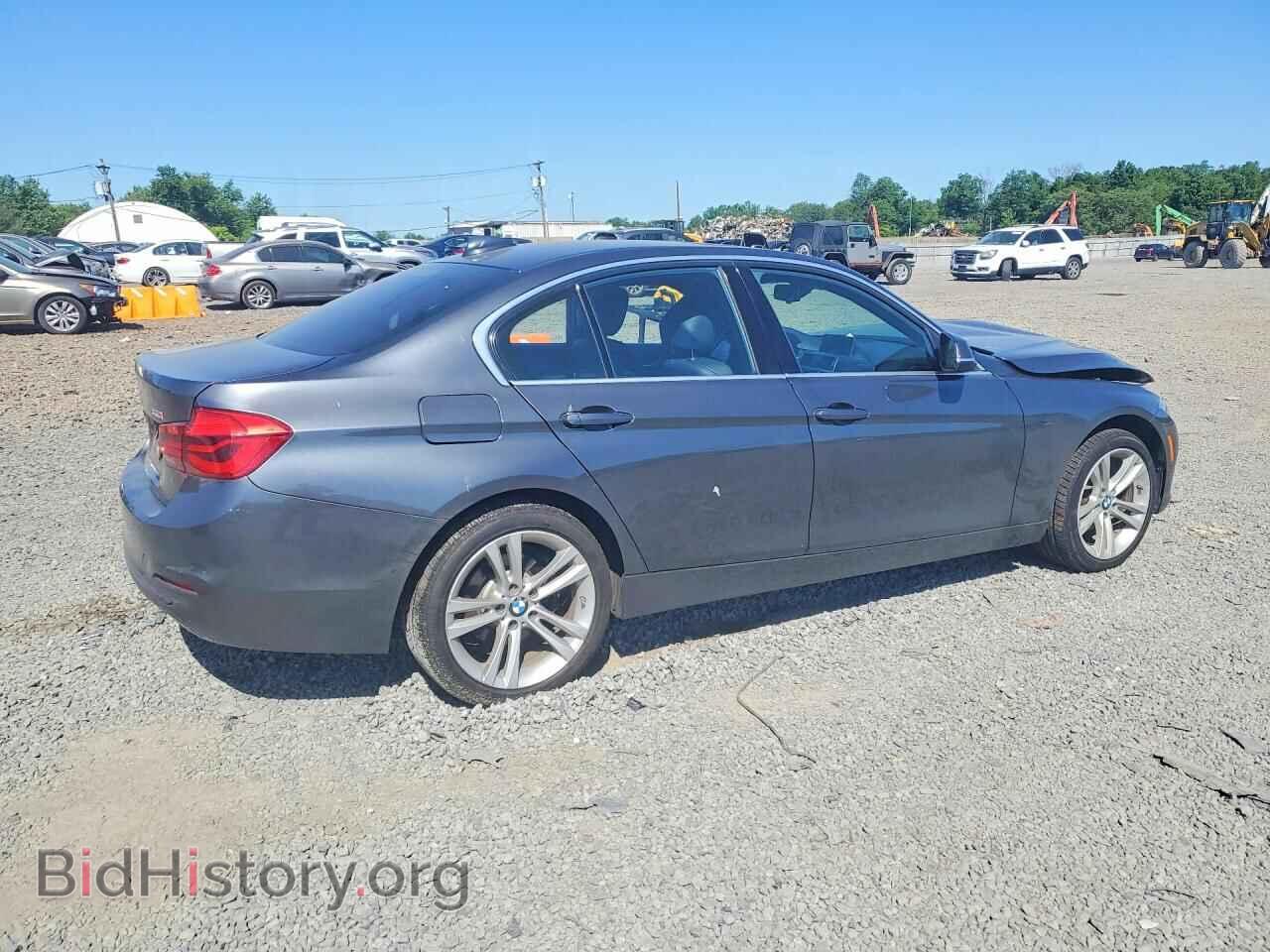 2018 BMW 3 SERIES - VIN: WBA8D9C53JEB35190 - Photo 3