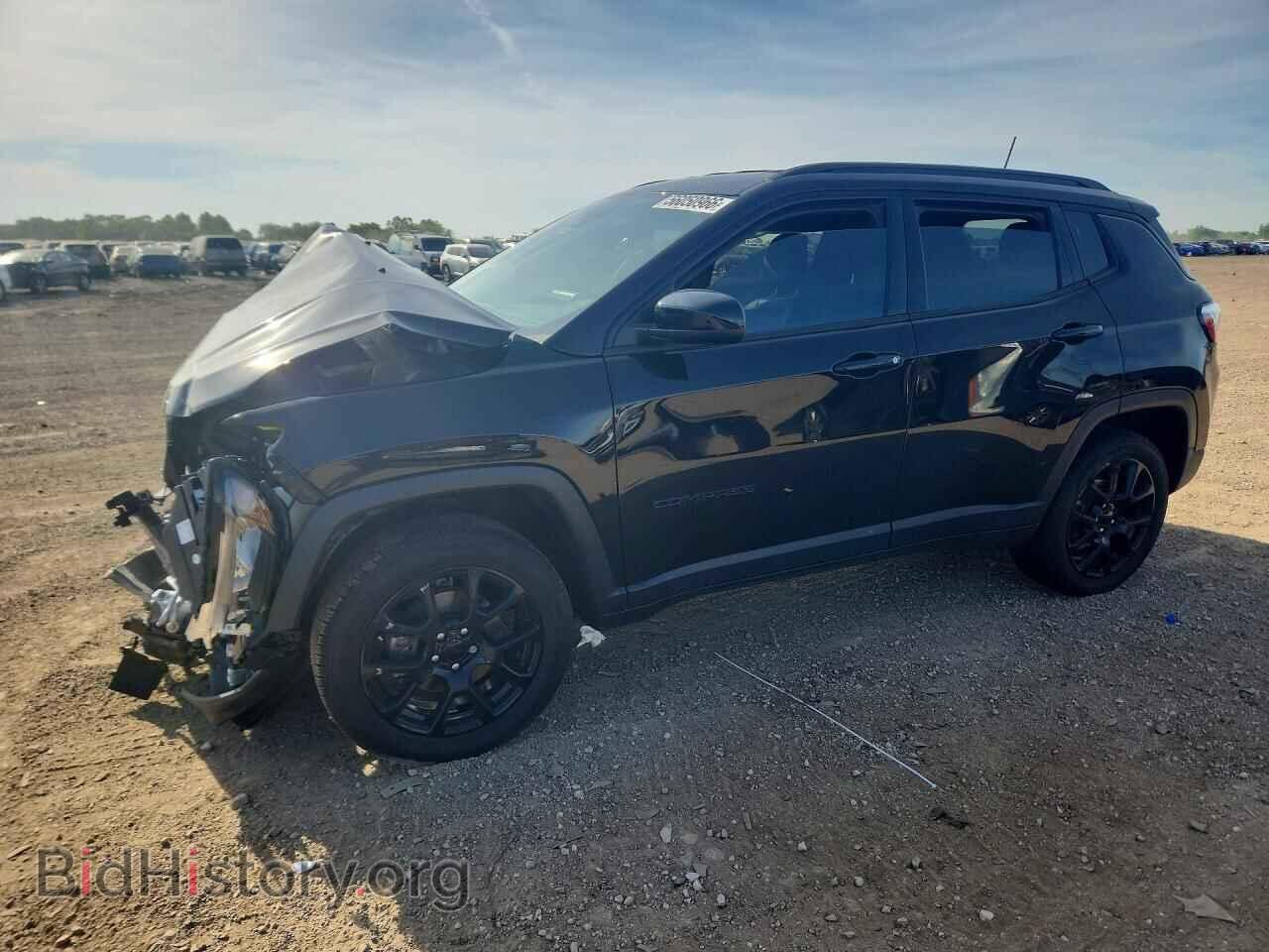 Фотография 3C4NJDBB6NT166980 - JEEP COMPASS 2022