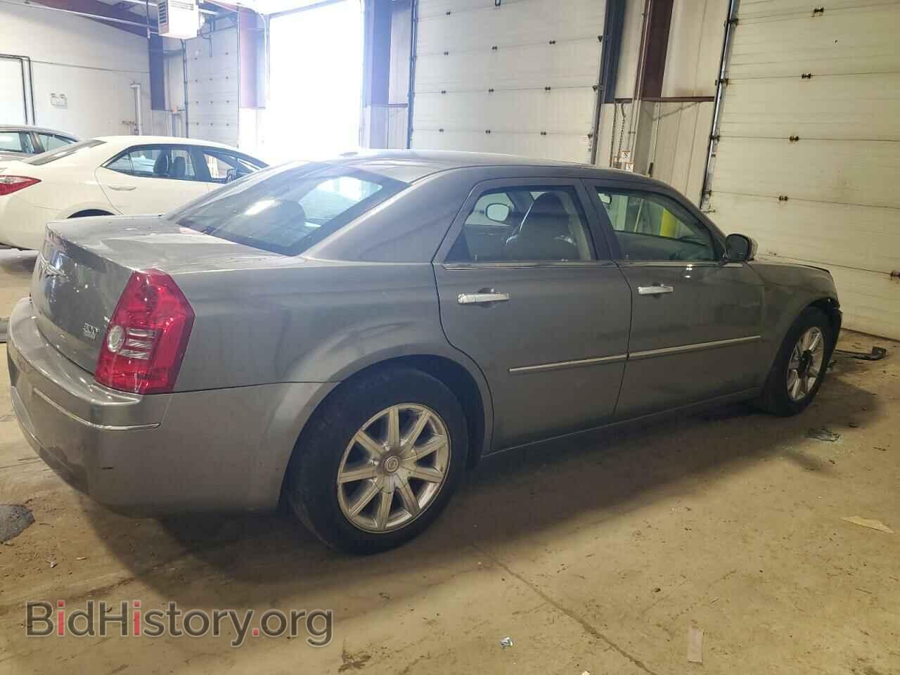 2010 CHRYSLER 300 - VIN: 2C3CA5CV6AH318835 - Фото 3