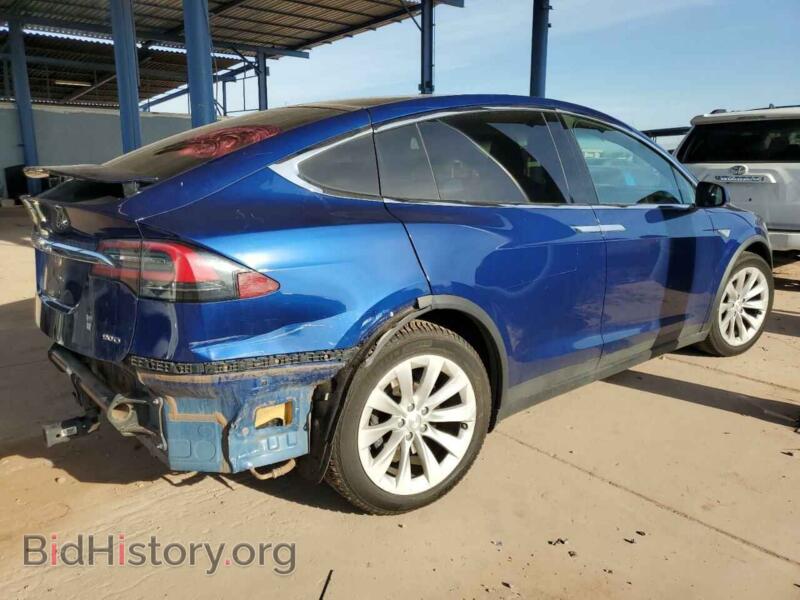 2016 Tesla MODEL X (VIN 5YJXCBE22GF003067) — фото 3 из 13
