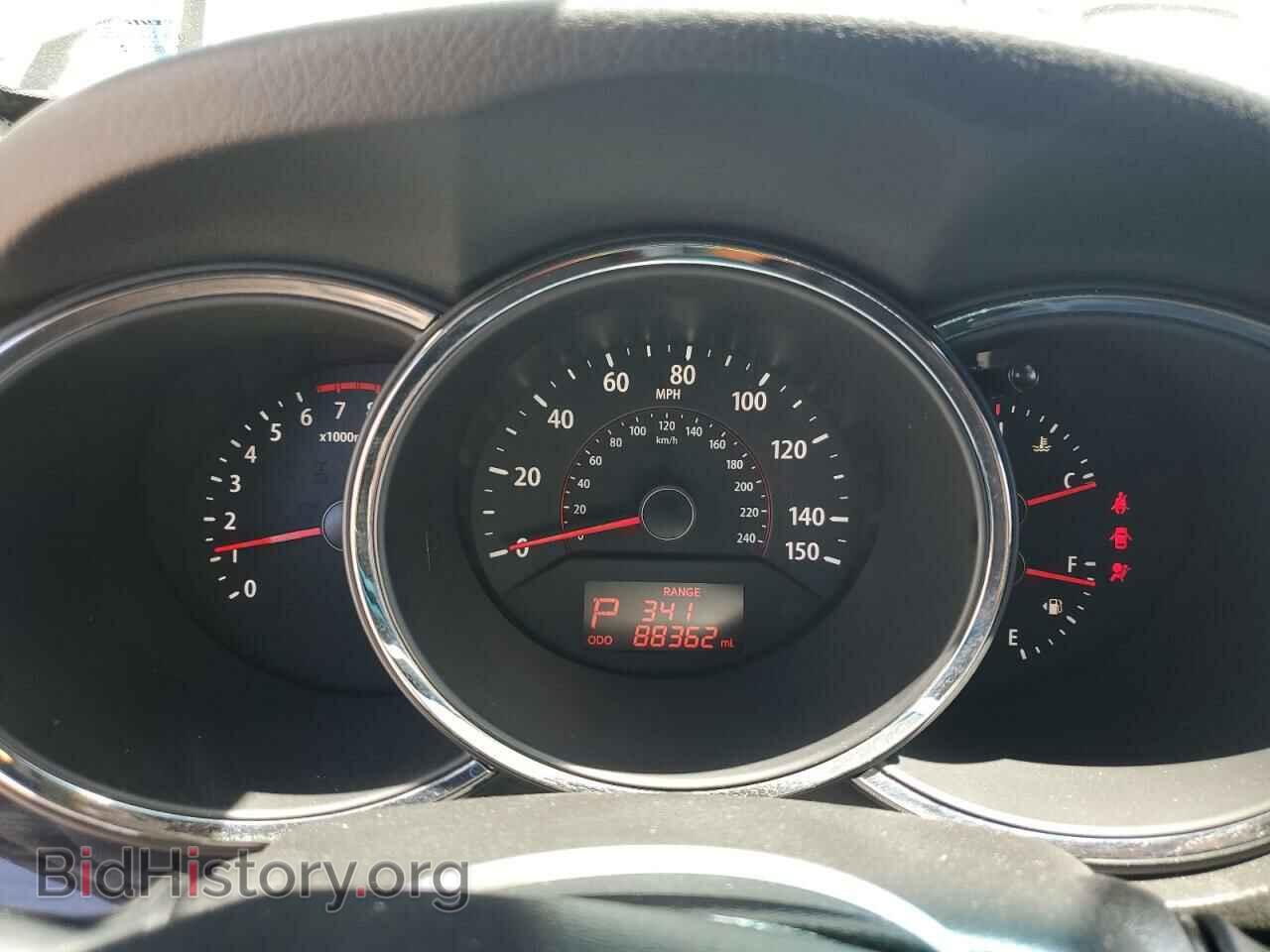 2011 KIA SORENTO - VIN: 5XYKTCA11BG183219 - Фото 9