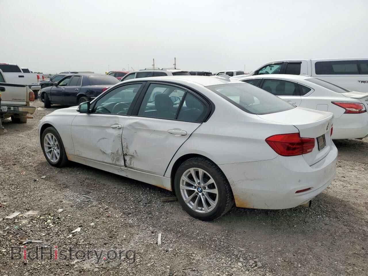2016 BMW 3 SERIES - VIN: WBA8E1G58GNU11667 - Фото 2