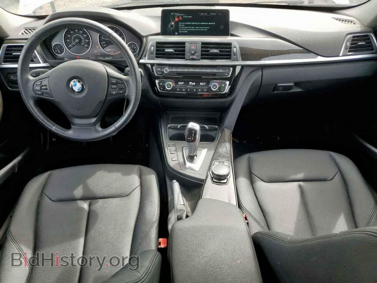 2016 BMW 3 SERIES - VIN: WBA8E1G58GNU11667 - Фото 9