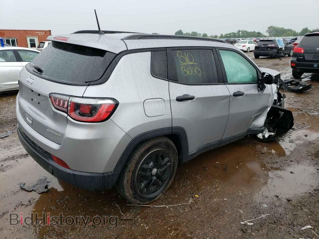 2018 JEEP COMPASS - VIN: 3C4NJCAB6JT369065 - Фото 3