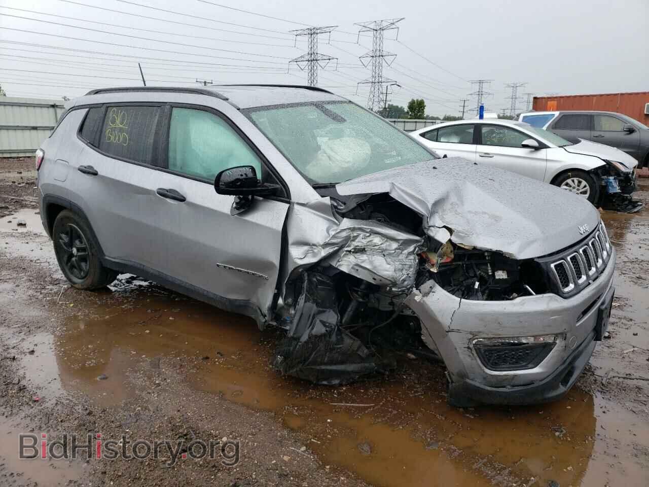 2018 JEEP COMPASS - VIN: 3C4NJCAB6JT369065 - Фото 4