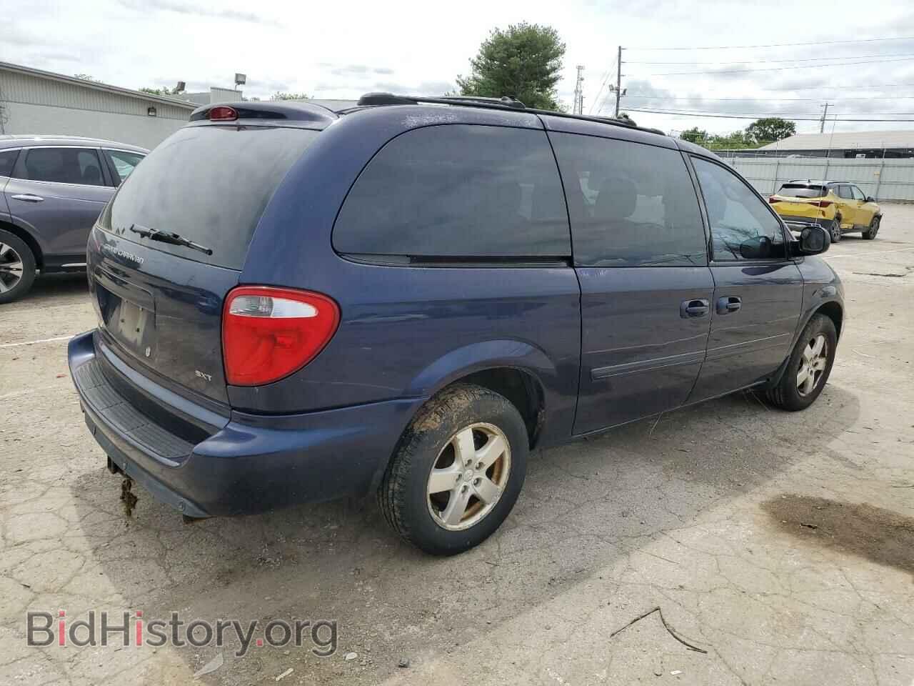 2005 DODGE All Models - VIN: 2D4GP44L15R275494 - Фото 3