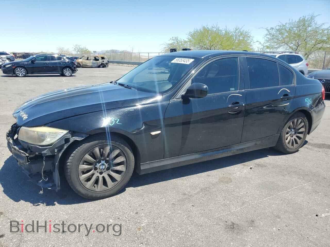 Photo WBAPH57599NL79891 - BMW 3 SERIES 2009
