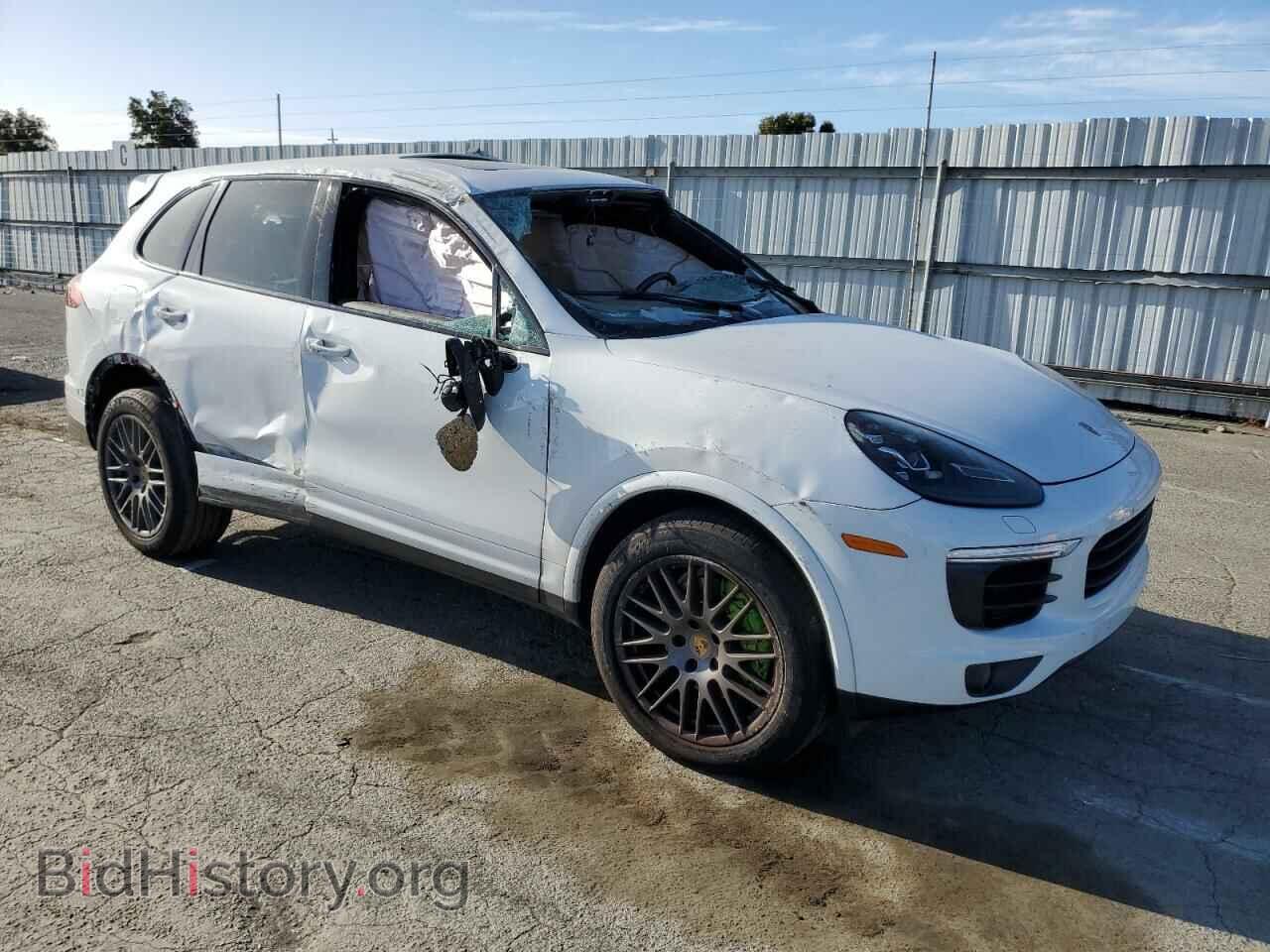 2017 PORSCHE CAYENNE - VIN: WP1AA2A29HKA90731 - Фото 4