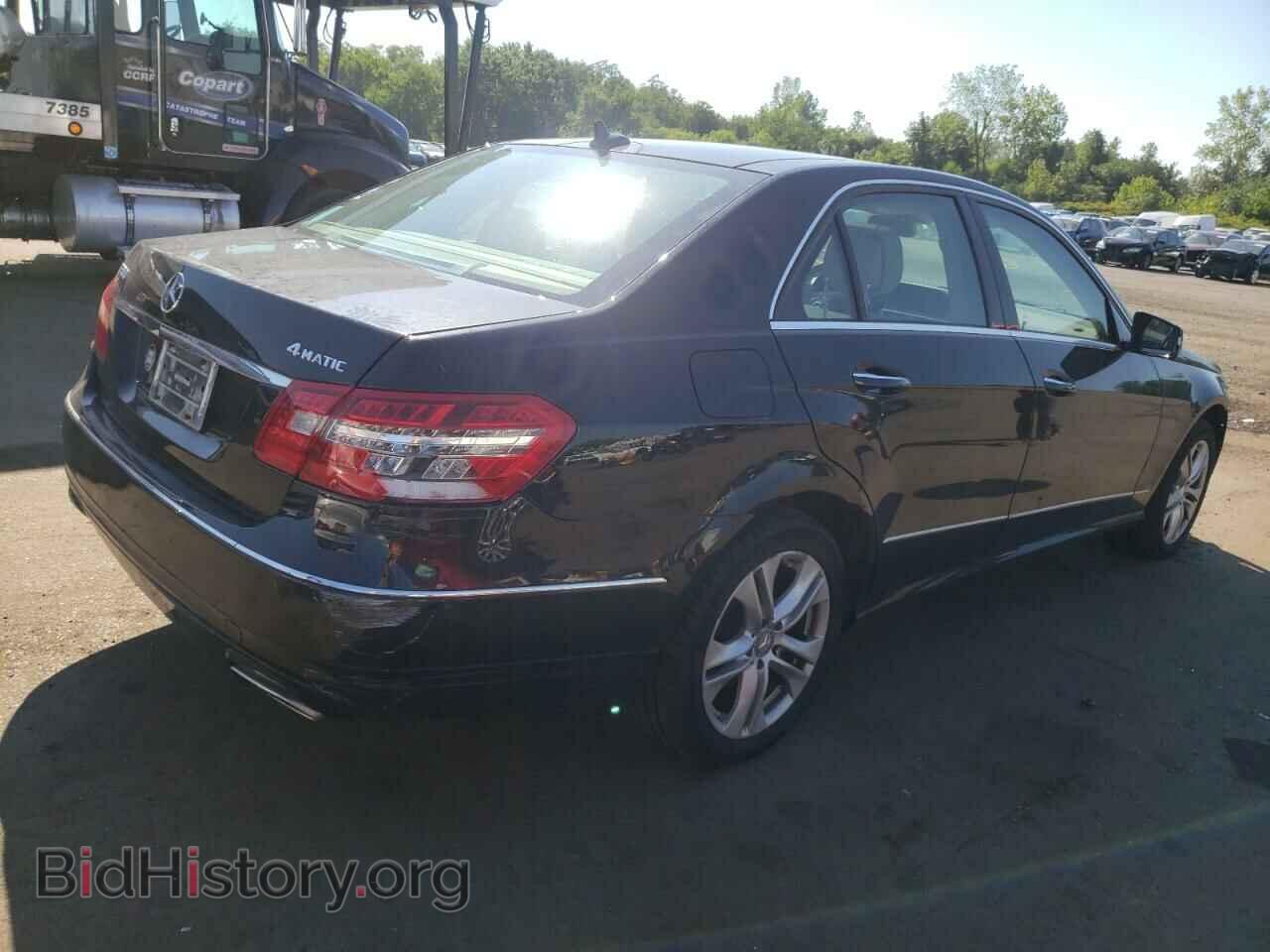 2011 MERCEDES-BENZ E-CLASS - VIN: WDDHF9AB2BA326228 - Фото 4
