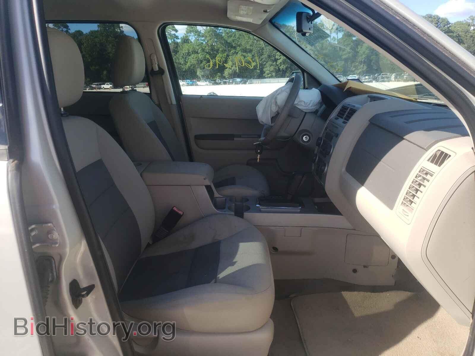 2008 FORD ESCAPE - VIN: 1FMCU03108KD30240 - Фото 5