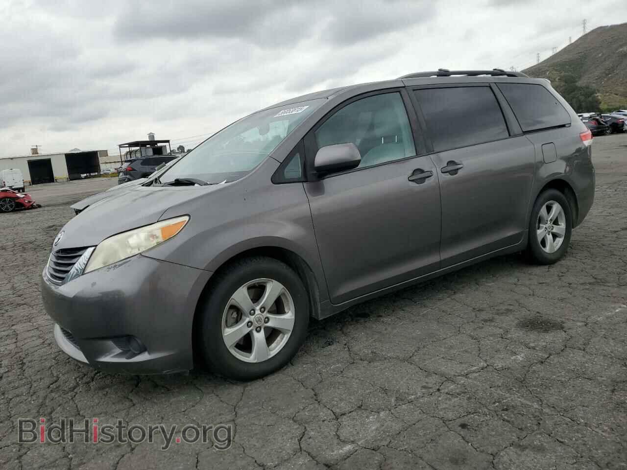 Photo 5TDKK3DC8BS027844 - TOYOTA All Models 2011