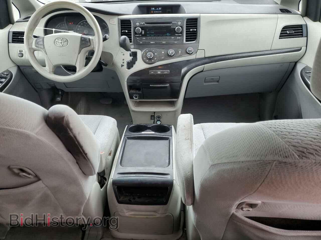 2011 TOYOTA All Models - VIN: 5TDKK3DC8BS027844 - Фото 8