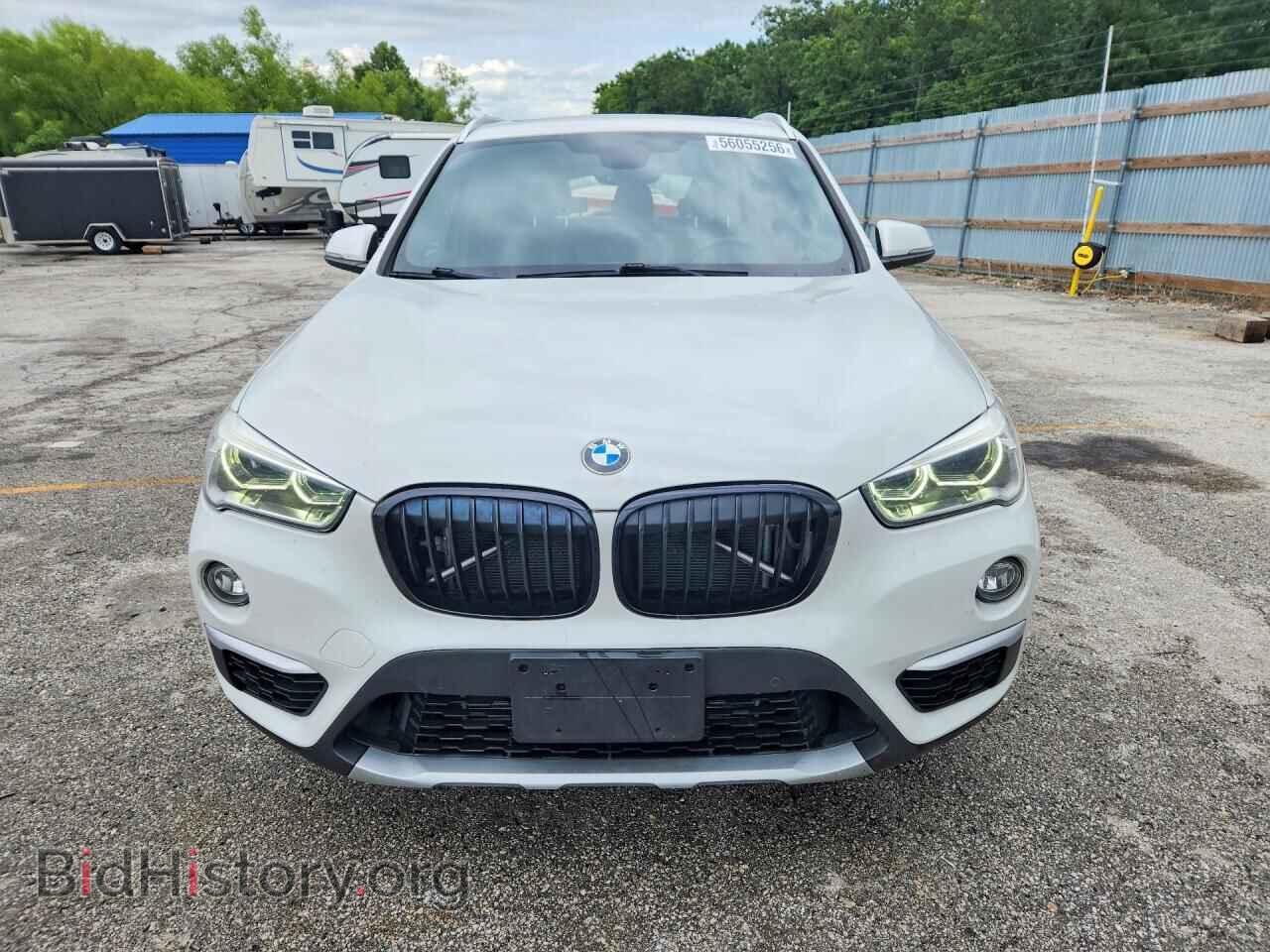 2017 BMW X1 - VIN: WBXHT3C32H5F78977 - Фото 5