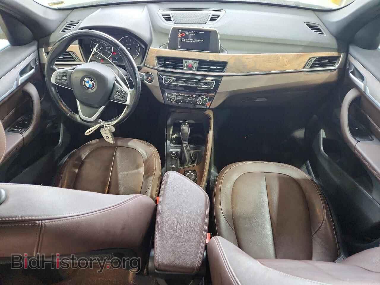 2017 BMW X1 - VIN: WBXHT3C32H5F78977 - Фото 8