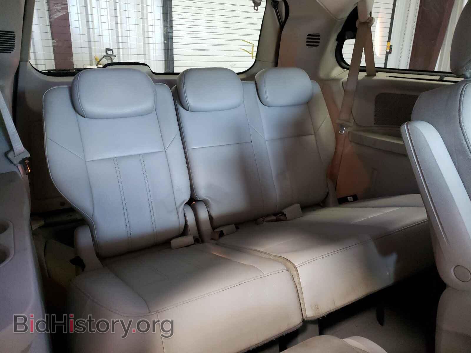 2008 CHRYSLER MINIVAN - VIN: 2A8HR54P48R744630 - Фото 9