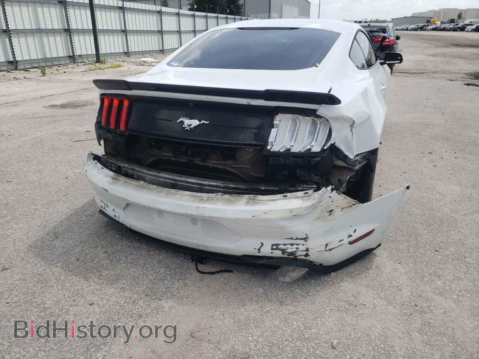 2018 FORD MUSTANG - VIN: 1FA6P8TH8J5107250 - Фото 9