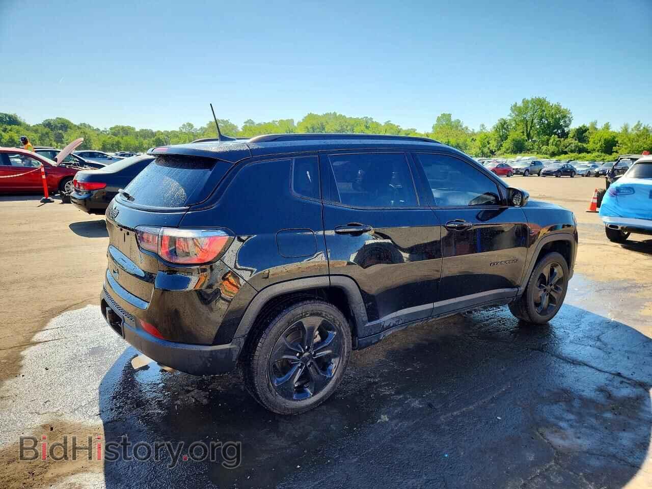 2019 JEEP COMPASS - VIN: 3C4NJDBB9KT818051 - Фото 3