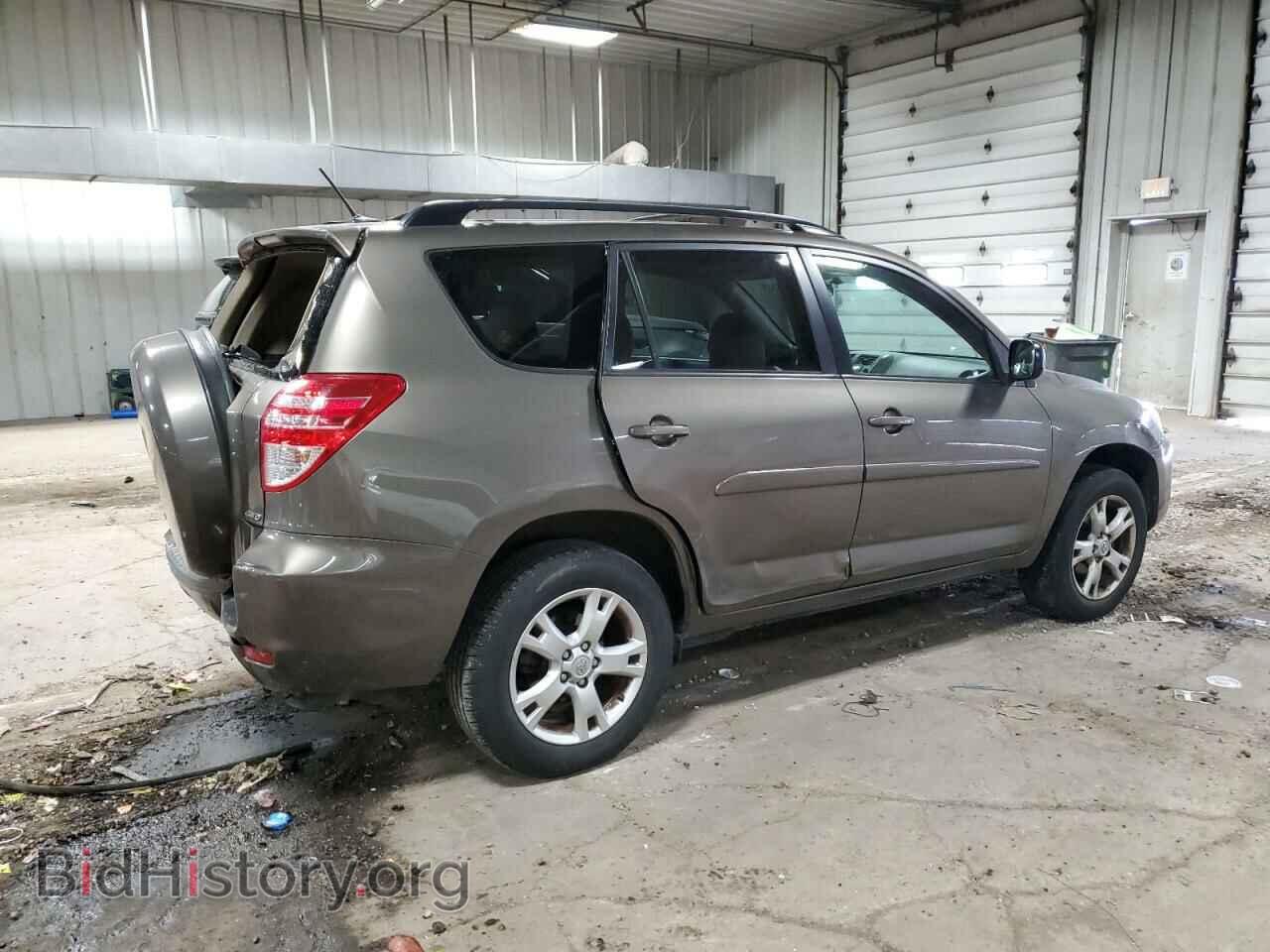 2011 TOYOTA RAV4 - VIN: JTMBF4DVXBD043079 - Фото 3