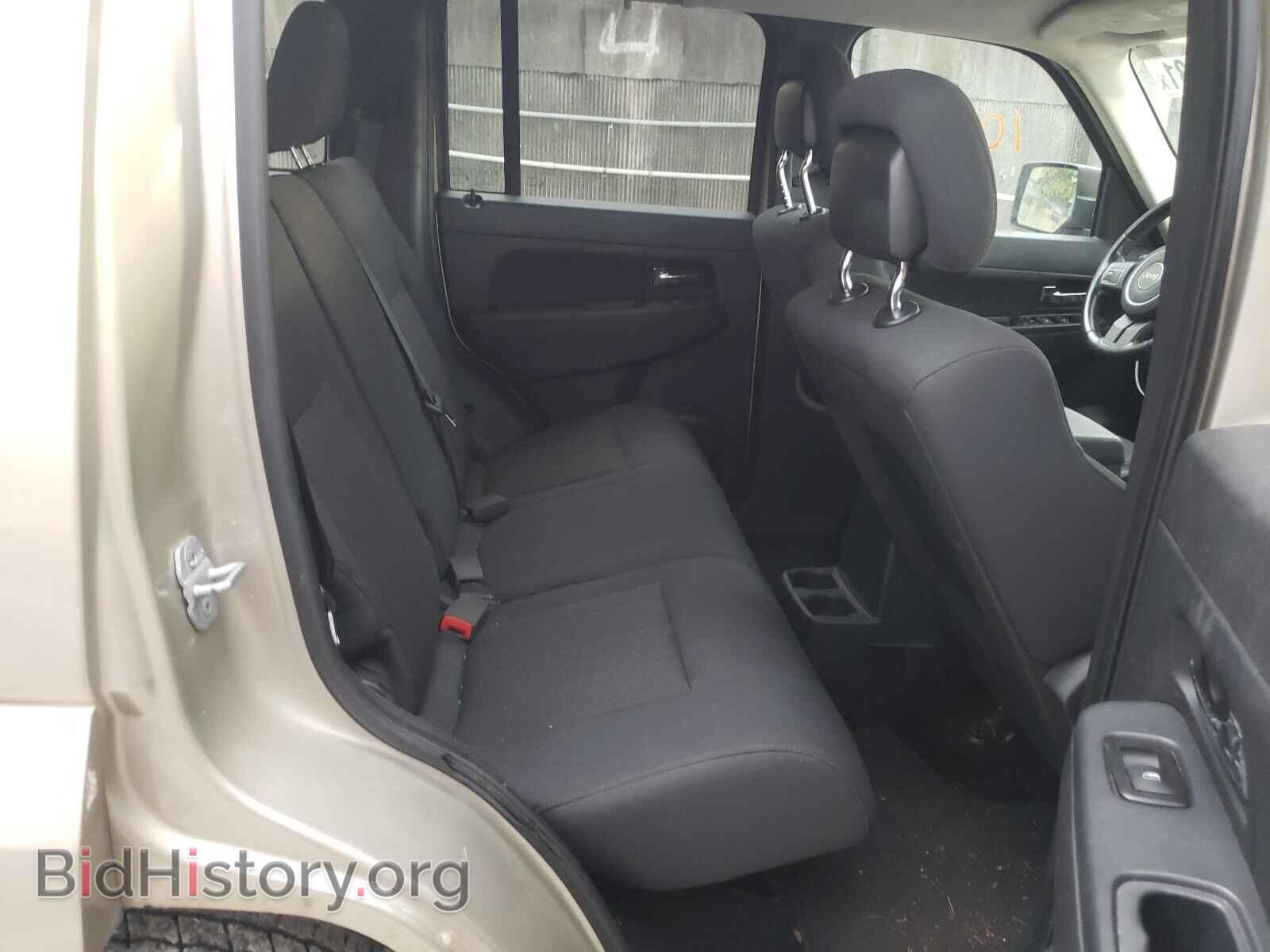 2011 JEEP LIBERTY - VIN: 1J4PN2GK8BW565500 - Фото 6