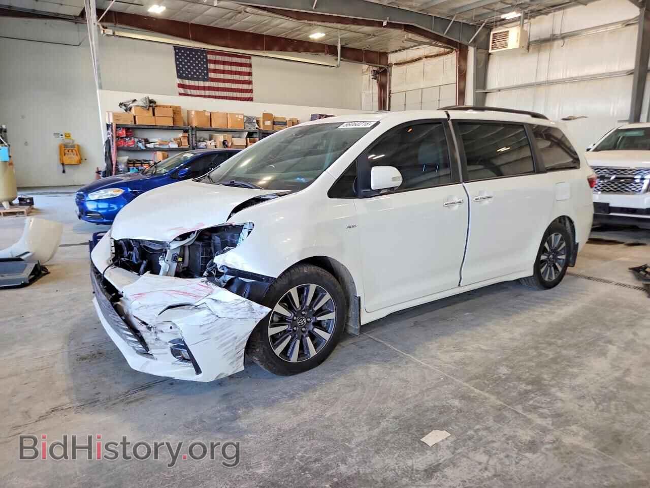 Photo 5TDDZ3DC2JS204990 - TOYOTA SIENNA 2018