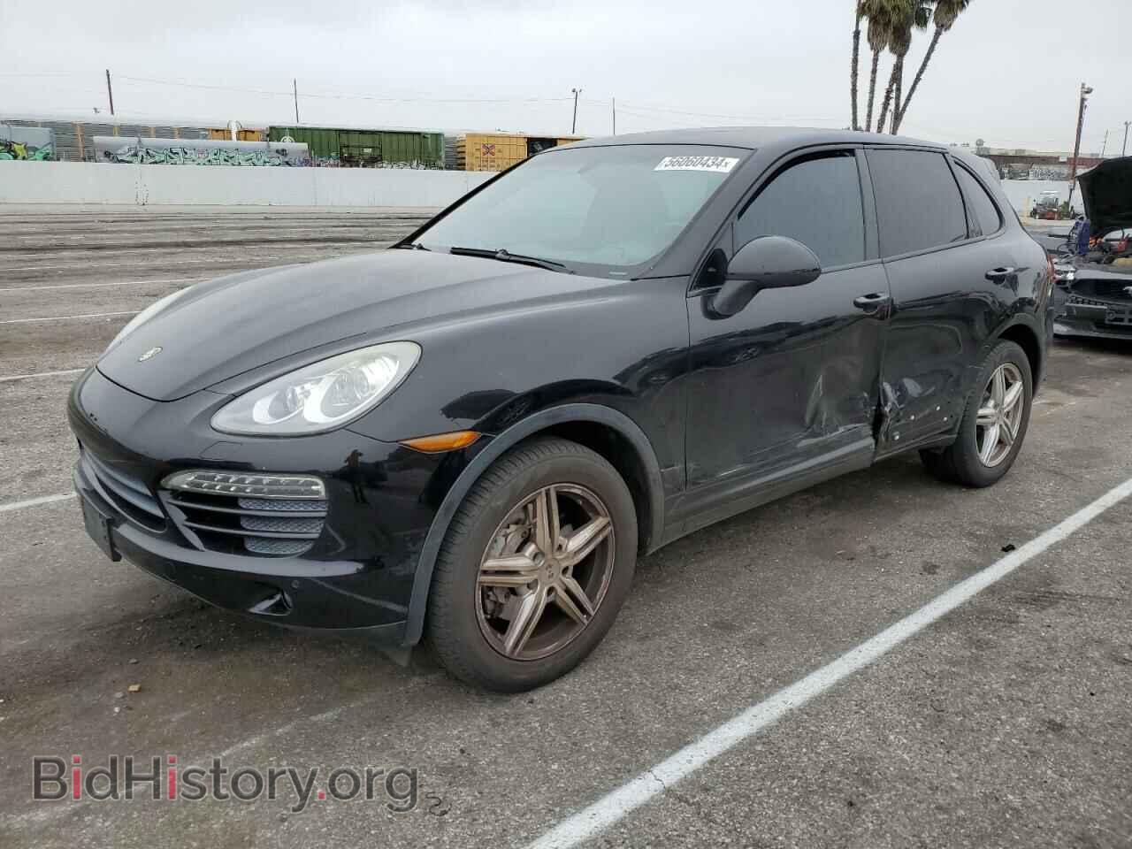 Фотография WP1AA2A29CLA06474 - PORSCHE CAYENNE 2012