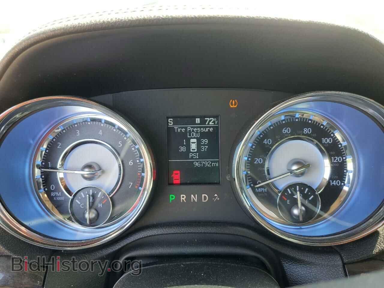 2011 CHRYSLER 300 - VIN: 2C3CA5CG7BH592564 - Фото 9